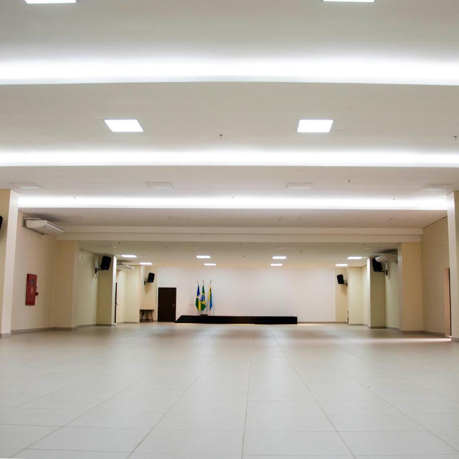 Golden Plaza Hotel Порту-Велью Экстерьер фото