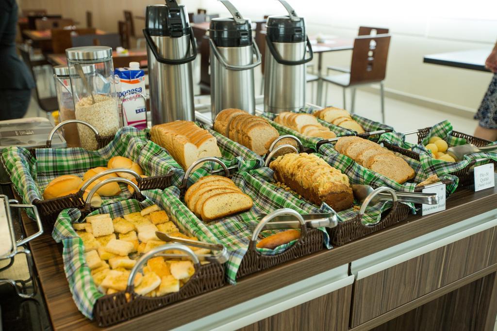 Golden Plaza Hotel Порту-Велью Экстерьер фото