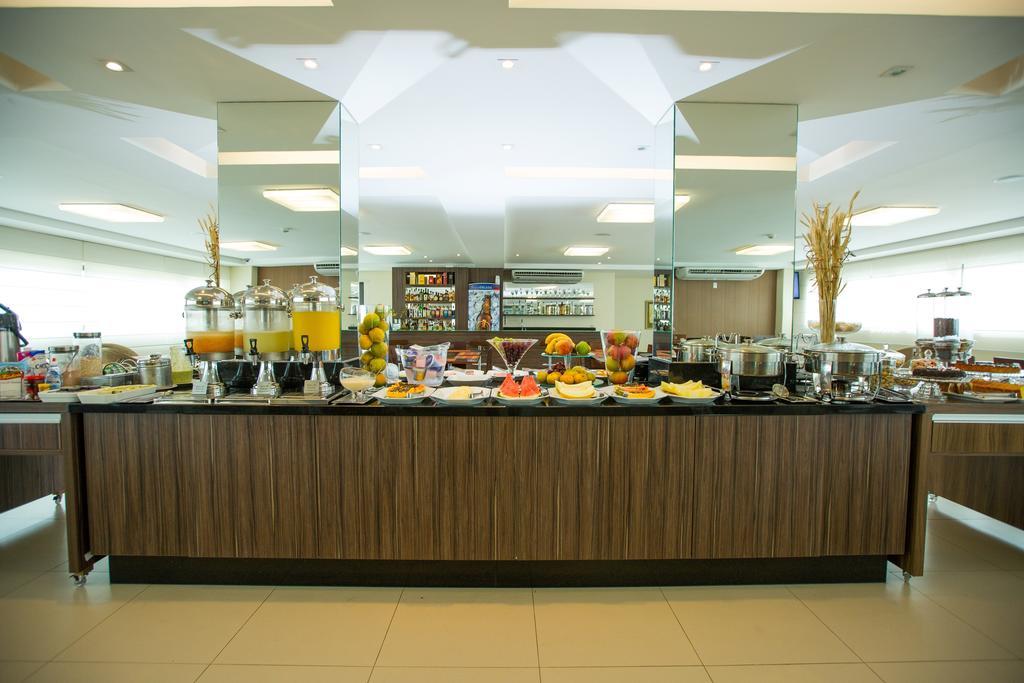 Golden Plaza Hotel Порту-Велью Экстерьер фото