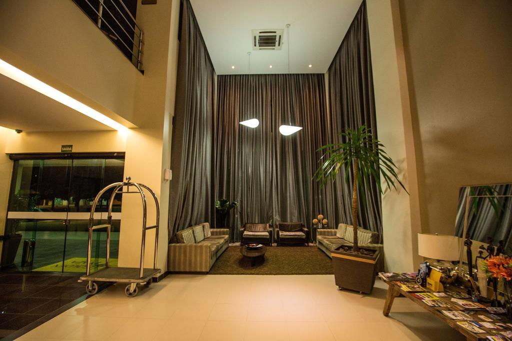 Golden Plaza Hotel Порту-Велью Экстерьер фото